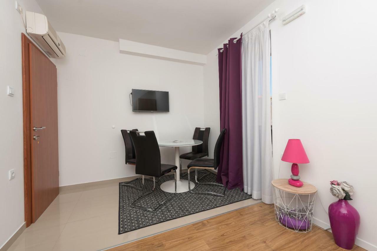Apartmani Mona Makarska Eksteriør bilde