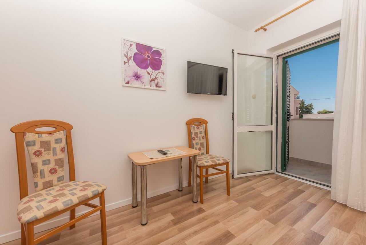 Apartmani Mona Makarska Eksteriør bilde