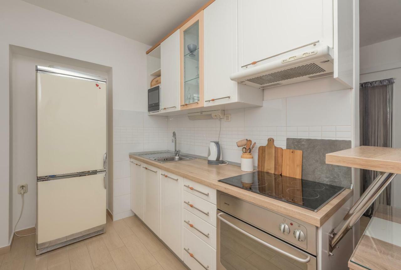 Apartmani Mona Makarska Eksteriør bilde