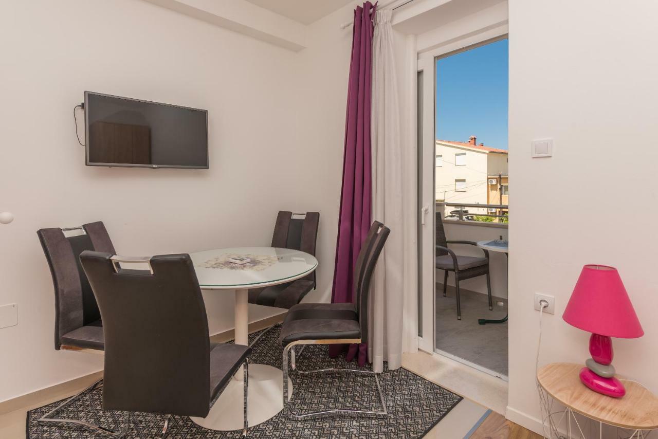 Apartmani Mona Makarska Eksteriør bilde