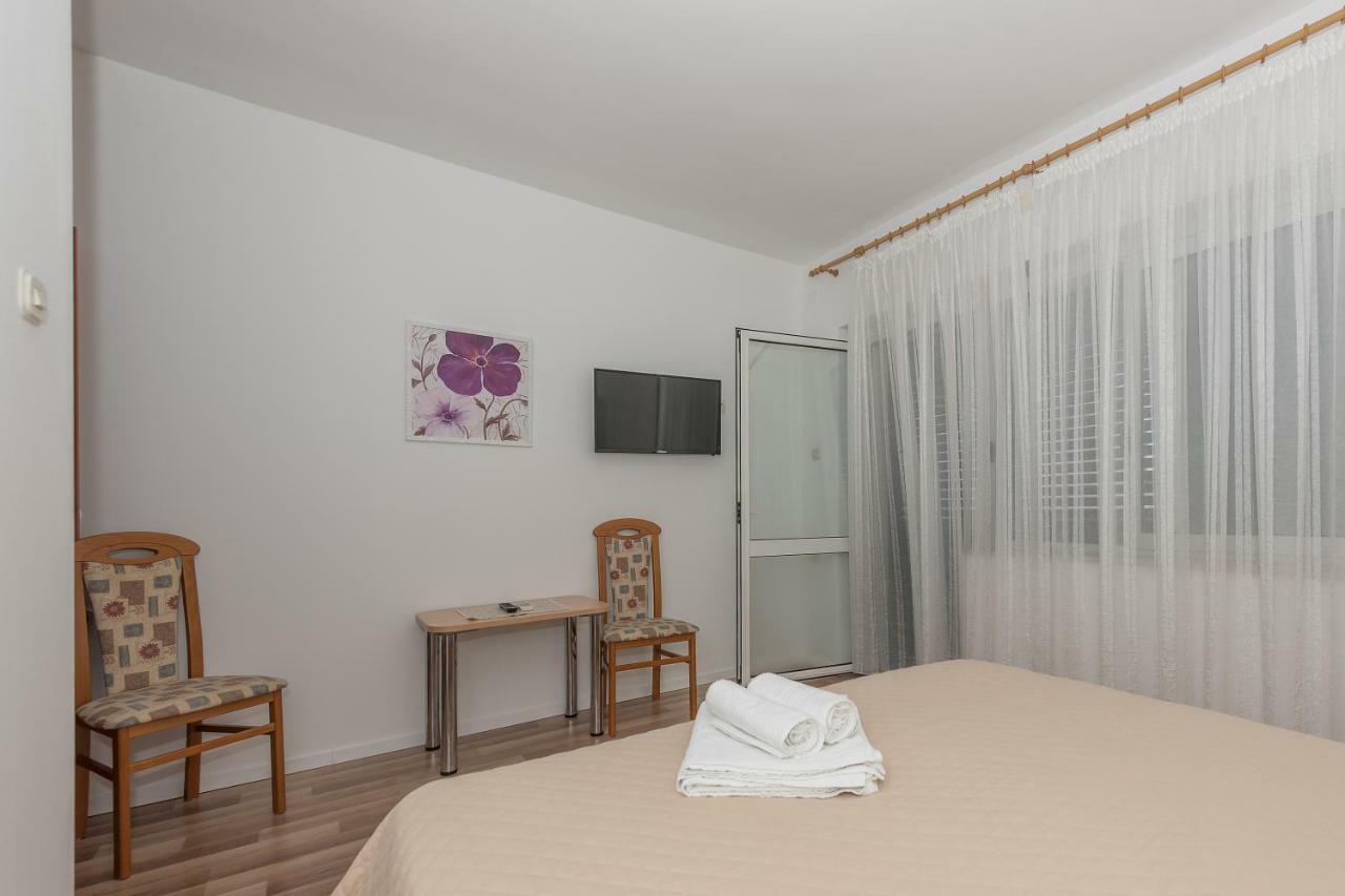 Apartmani Mona Makarska Eksteriør bilde