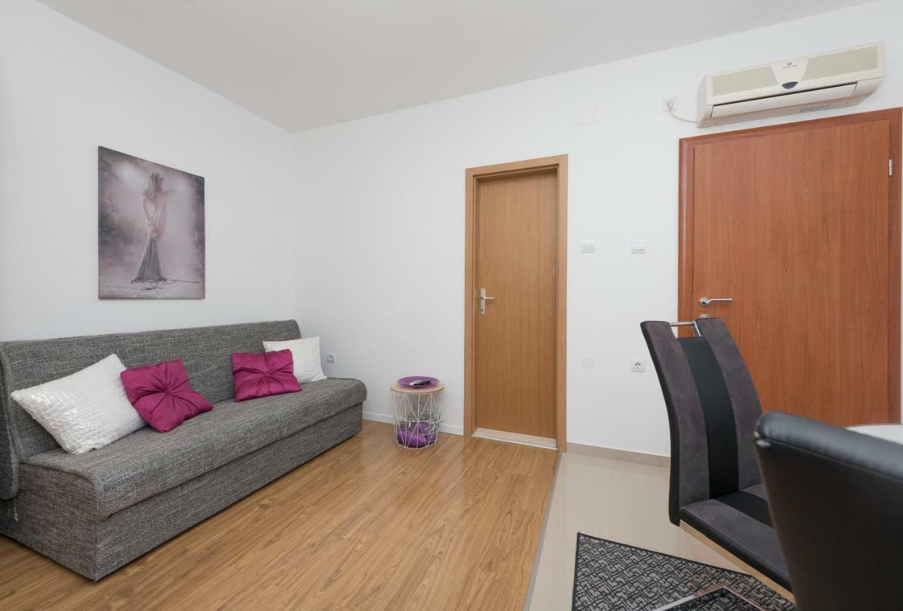 Apartmani Mona Makarska Eksteriør bilde