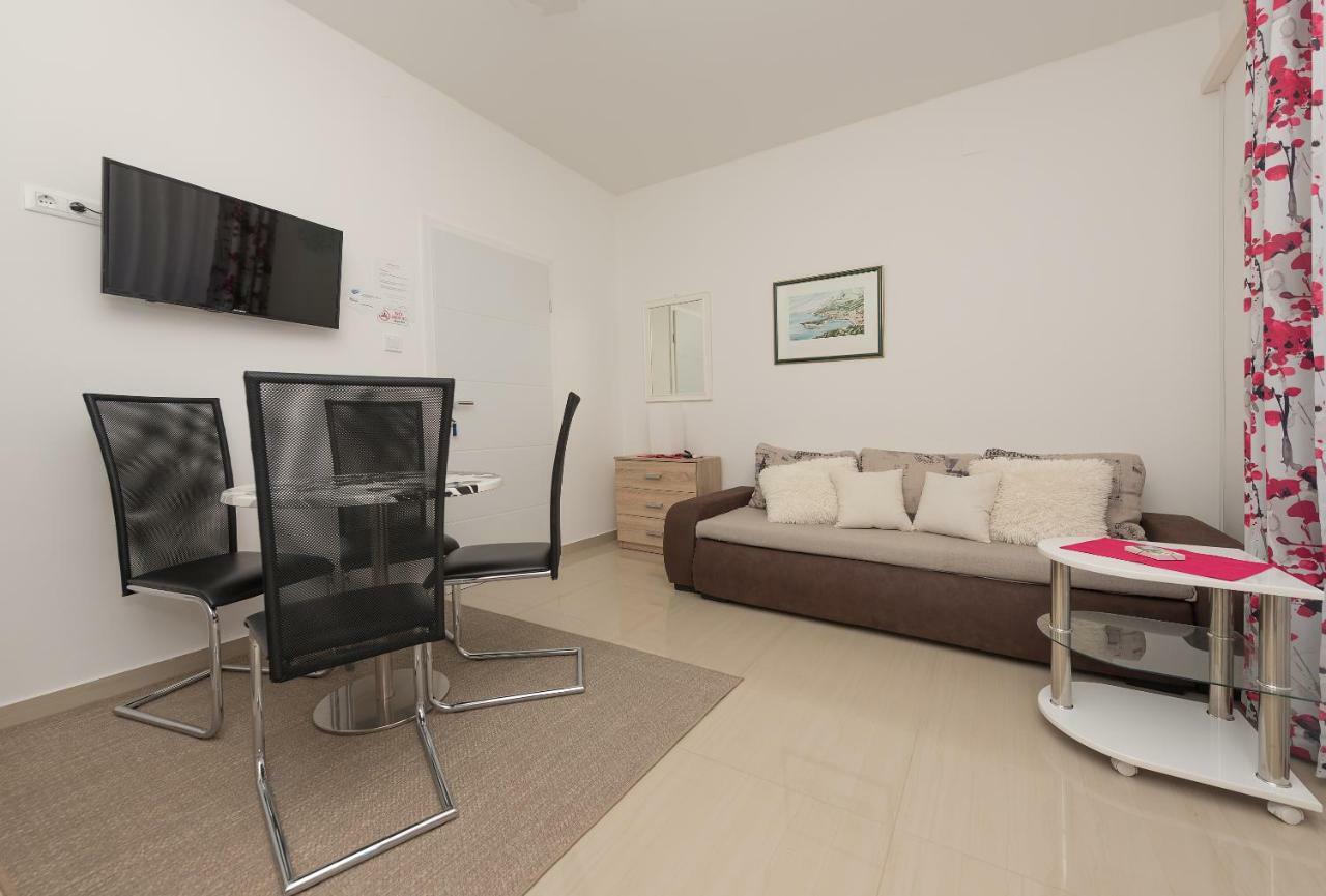 Apartmani Mona Makarska Eksteriør bilde