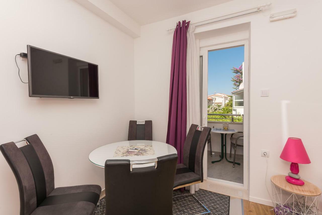 Apartmani Mona Makarska Eksteriør bilde
